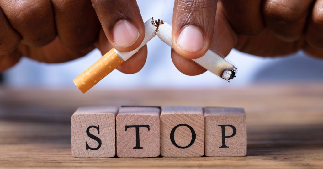 Cigarette cassée et accompagnement à l'arrêt du tabac